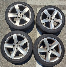 Set completo di gomme Road March e cerchioni da 17