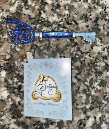 Disney store limited edition - disney,
