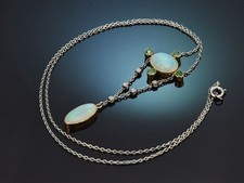 COLLANA OPALE CON DIAMANTI
