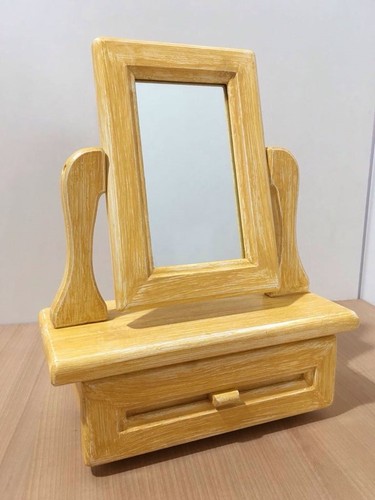 Specchiera toilette