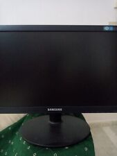monitor 19 pollici Samsung. No HD. Si VGA
