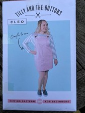 Tilly e i bottoni modello 1014