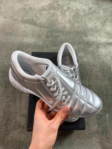 Nike total grey - 90, silver