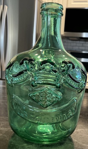 Brocca bottiglia vino verde