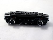 9371460 BMW X1 AUTOMATIC A/C