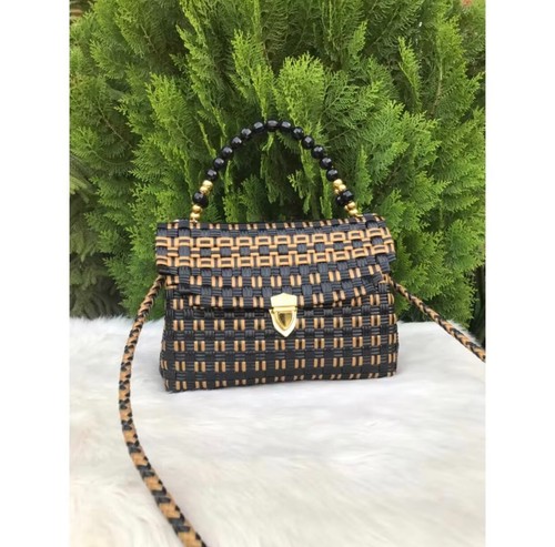 Bellissima borsa mano in - a,