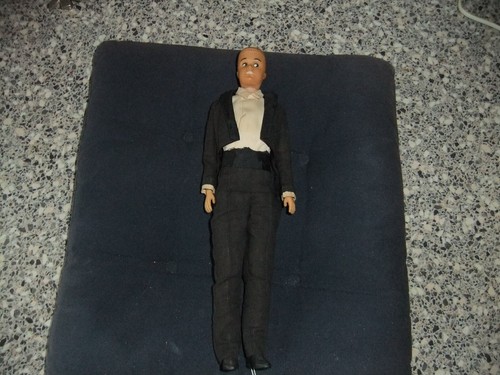 Vintage fashion doll - hong, kong