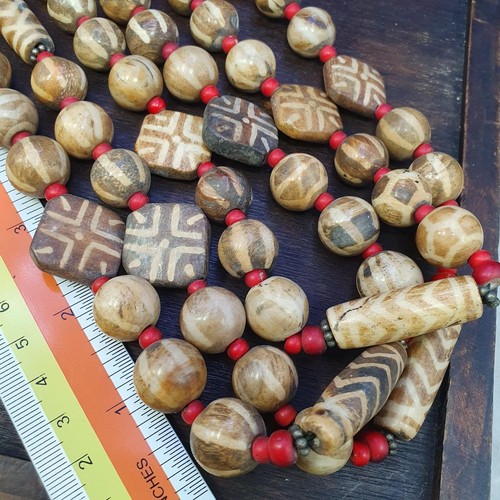 Collana lunga asiatica birmana