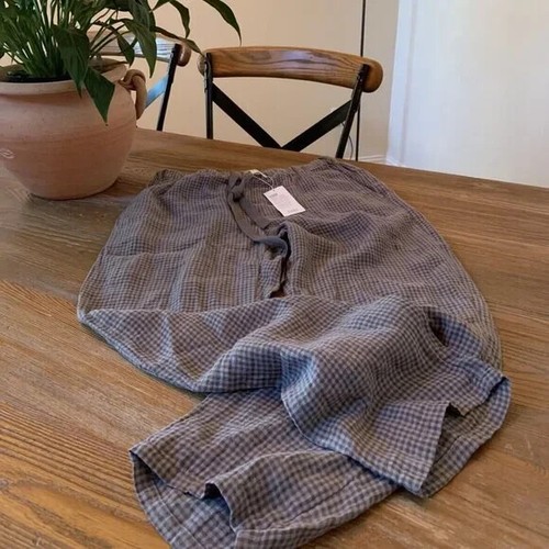 Pantaloni alla caviglia conici