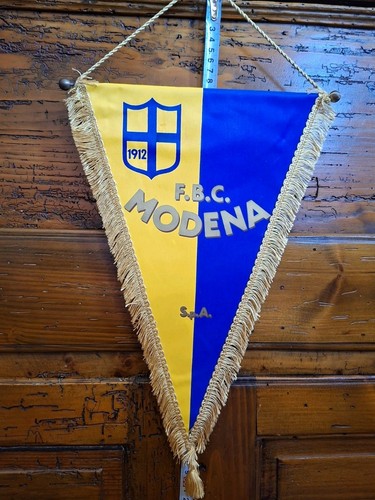 Gagliardetto modena calcio - gagliardetto,