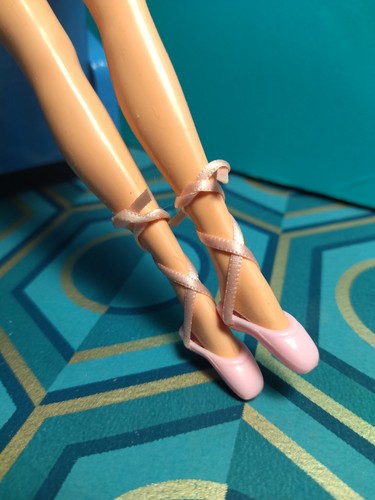 Mattel scarpe per barbie - "mattel",