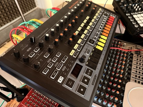 Behringer rhythm designer - behringer, rd-8