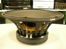 Woofer di potenza Regent RW 15 PRO da 300 Watt RMS e 600 Watt di picco su 8 Ohm.