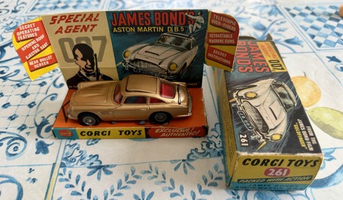 Documenti corgi 261 james bond - documenti,