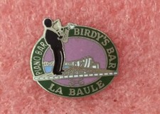 T12 Pins PIANO BAR BIRDY'S LA