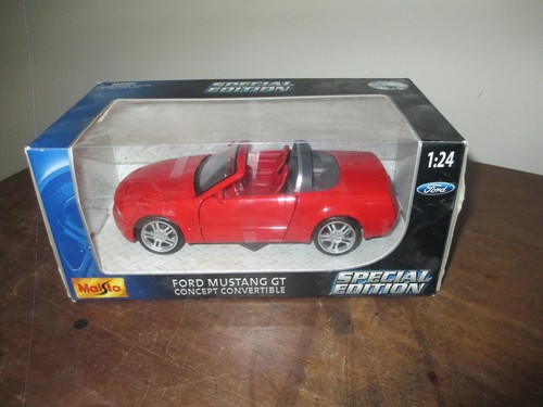Maisto 2004 ford - 2004,