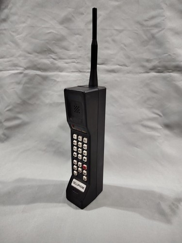 Cellulare giocattolo vintage