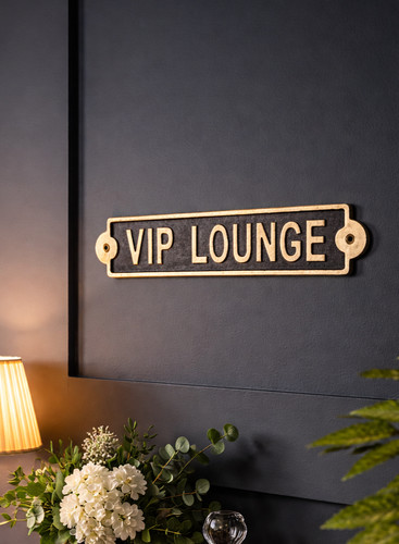 Insegna vip lounge ghisa - in,