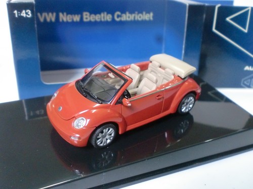 Autoart new beetle - 1/43,