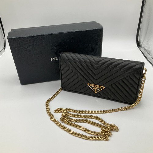 Prada diagramme black - prada, leather