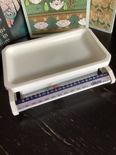 Bilancia pesabimbi per neonati