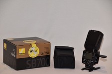 Flash Nikon SB700 in Good Condition With Box
