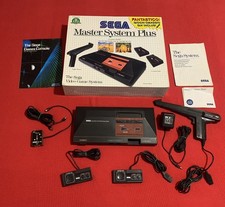 SEGA MASTER SYSTEM "LIMITED EDITION" Con Pistola È Due Giochi 100% Completa