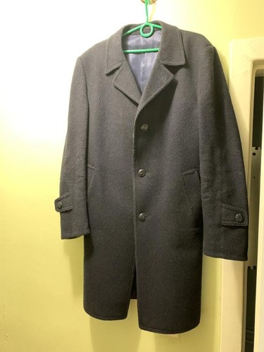 Cappotto uomo scudo nero lana