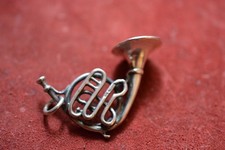 Antico ciondolo tromba corno