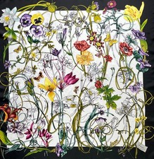 Nuova sciarpa gucci - sciarpa, stampa