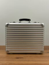 Rimowa Classic Flight