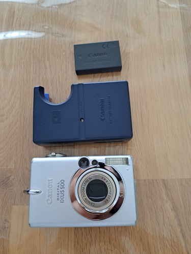 Canon ixus 500 - 5mp, 3x
