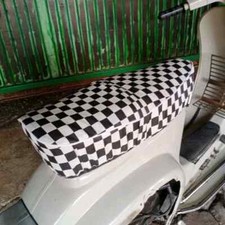 Small frame vespa single seat
