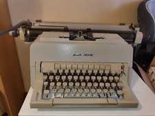 Macchina scrivere olivetti - da,
