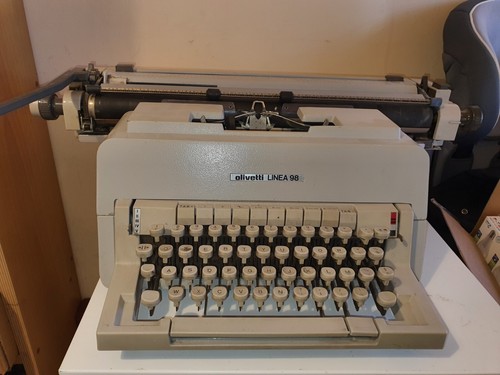 Macchina scrivere olivetti - macchina, da