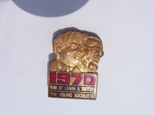 Distintivo year lenin - of,