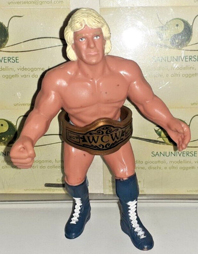 Figure wrestling nature - figure,