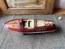 Crema - Modello di nave Riva Aquarama colorata - Modello Riva - Decorazione Fengshui