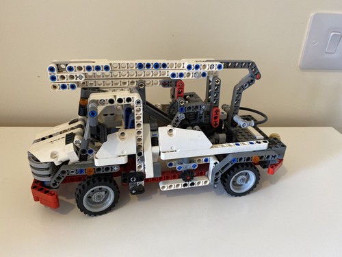 Lego technic camion dei secchi - camion,