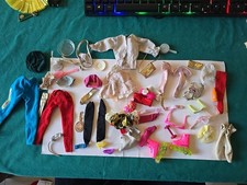 Lotto vestiti accessori