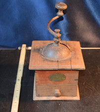 Macinacaffè Peugeot Freres Antico Macinino