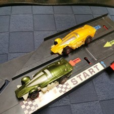 Set 2 Hot Wheels, Redlines Sizzler 1970 Mexico, telaio mai usato 