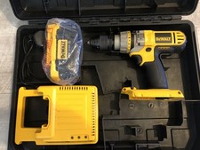 Trapano avvitatore a percussione DeWalt DC901 senza fili 36V 3 velocità + batteria e custodia nuova DCB360 Li-Ion