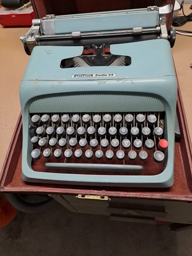 Macchina scrivere olivetti - macchina,