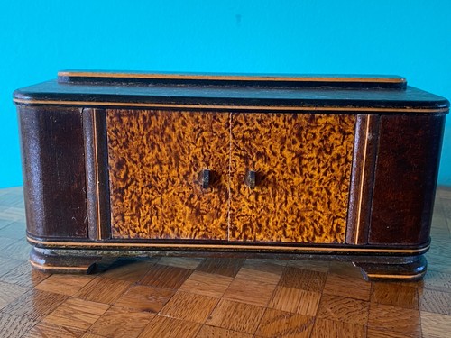 Credenza armadio marca gnomi