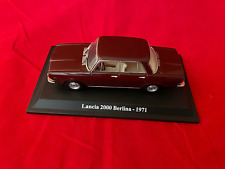 Modello Lancia 2000 Berlina 1971 - 1:43 colore marrone, usata (23)