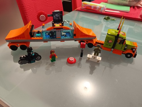 Lego city stuntz - truck, dello