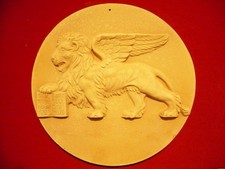 Bassorilievo in cotto tondo