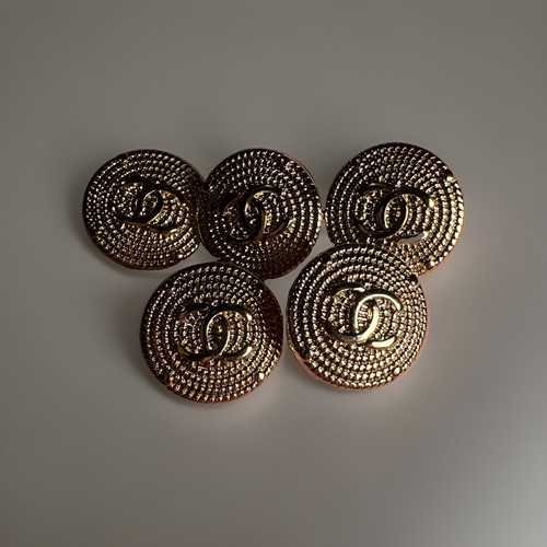 Vintage gold chanel buttons - 5,