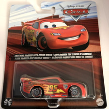 CARS 2 - LIGHTNING McQUEEN